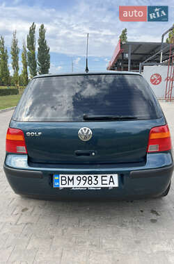 Хетчбек Volkswagen Golf 2002 в Сумах