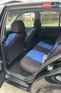 Хэтчбек Volkswagen Golf 1998 в 