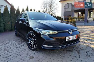 Volkswagen Golf 2021