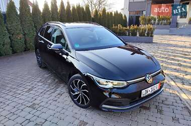 Универсал Volkswagen Golf 2021 в Черновцах