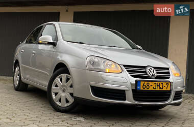 Хетчбек Volkswagen Golf 2007 в Самборі