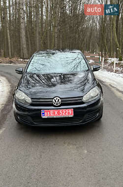 Хэтчбек Volkswagen Golf 2009 в Луцке