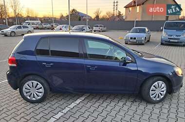 Хэтчбек Volkswagen Golf 2009 в Ужгороде