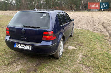 Хетчбек Volkswagen Golf 2002 в Кременці