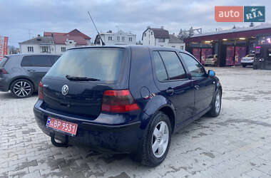 Хэтчбек Volkswagen Golf 2002 в Львове