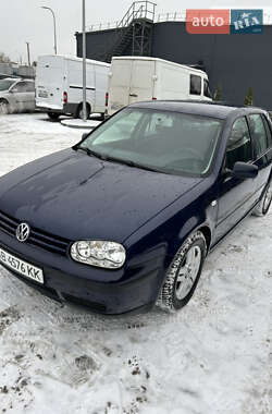 Хетчбек Volkswagen Golf 2002 в Ладижині