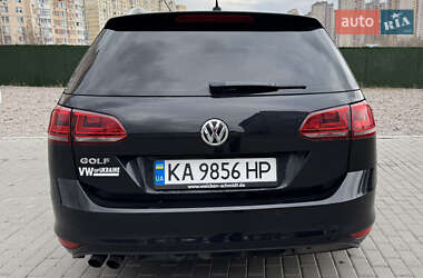 Універсал Volkswagen Golf 2015 в Києві