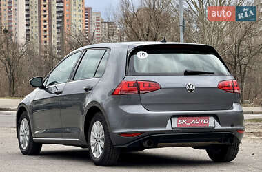 Хетчбек Volkswagen Golf 2015 в Києві