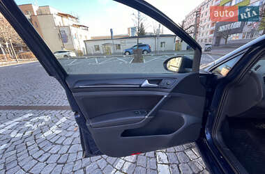 Универсал Volkswagen Golf 2015 в 