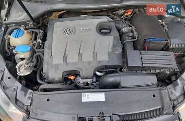 Універсал Volkswagen Golf 2010 в 