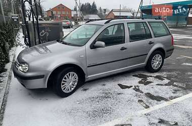 Универсал Volkswagen Golf 2002 в Виннице