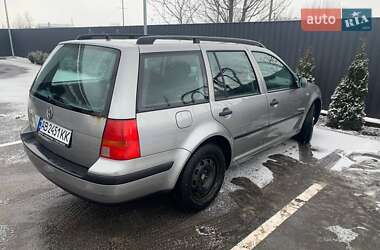 Универсал Volkswagen Golf 2002 в Виннице