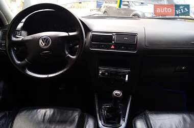 Хетчбек Volkswagen Golf 2001 в Ніжині