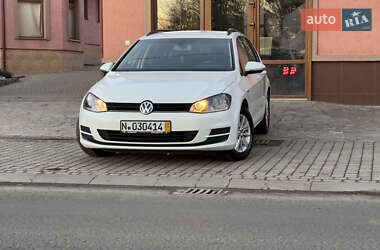 Универсал Volkswagen Golf 2013 в Сваляве