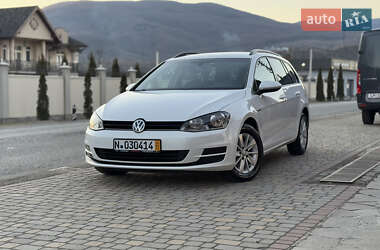 Универсал Volkswagen Golf 2013 в Сваляве