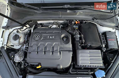 Универсал Volkswagen Golf 2013 в Сваляве