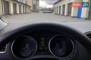 Хетчбек Volkswagen Golf 2011 в Хмельницькому