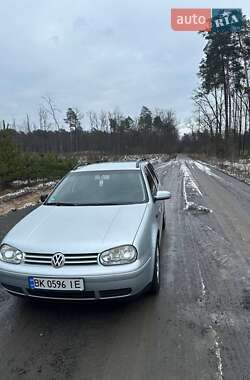 Універсал Volkswagen Golf 2004 в Дубні