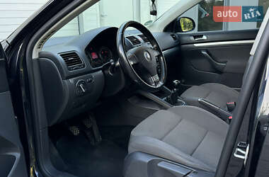 Універсал Volkswagen Golf 2008 в 