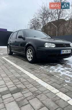 Хетчбек Volkswagen Golf 1998 в Рівному