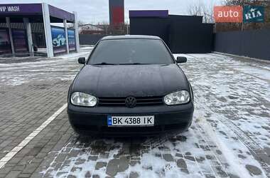 Хетчбек Volkswagen Golf 1998 в Рівному