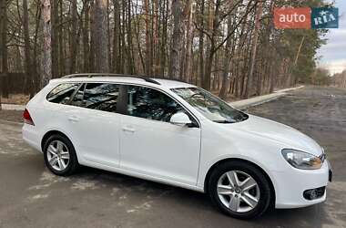 Універсал Volkswagen Golf 2009 в Луцьку