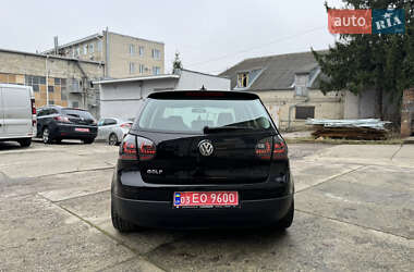 Хетчбек Volkswagen Golf 2008 в Рівному