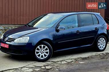 Хэтчбек Volkswagen Golf 2005 в Полтаве