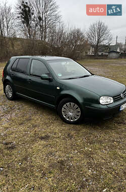 Хетчбек Volkswagen Golf 2000 в Бродах