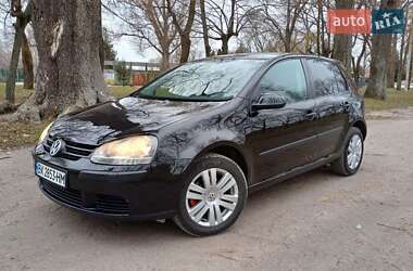 Хетчбек Volkswagen Golf 2004 в Теофіполі