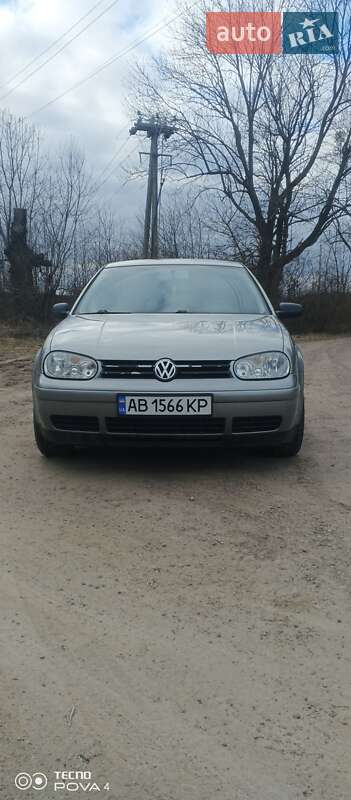 Хетчбек Volkswagen Golf 2002 в Жмеринці