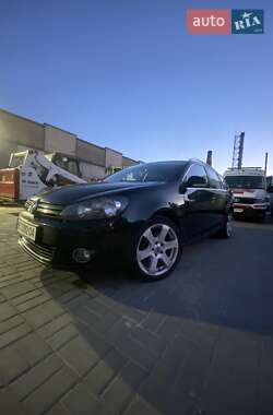 Універсал Volkswagen Golf 2011 в Львові