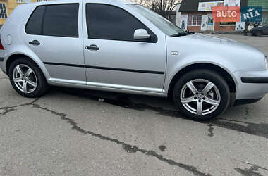 Хетчбек Volkswagen Golf 2000 в Шполі