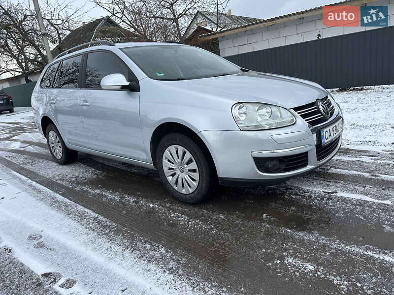 Універсал Volkswagen Golf 2008 в Умані