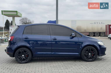 Хэтчбек Volkswagen Golf 2008 в Коломые