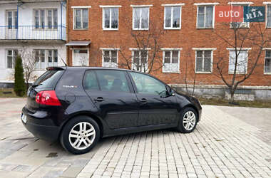 Хетчбек Volkswagen Golf 2007 в Надвірній