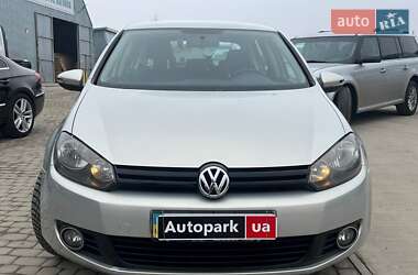 Хетчбек Volkswagen Golf 2010 в 