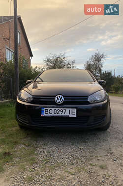 Хетчбек Volkswagen Golf 2009 в Стрию