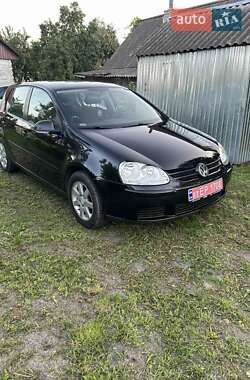 Хетчбек Volkswagen Golf 2006 в Любомлі