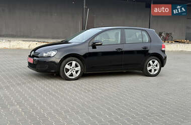 Хетчбек Volkswagen Golf 2010 в Житомирі