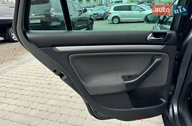 Універсал Volkswagen Golf 2008 в 