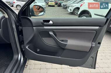 Універсал Volkswagen Golf 2008 в 