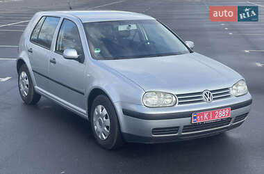 Хетчбек Volkswagen Golf 2003 в Вінниці