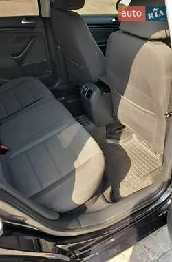 Универсал Volkswagen Golf 2009 в 