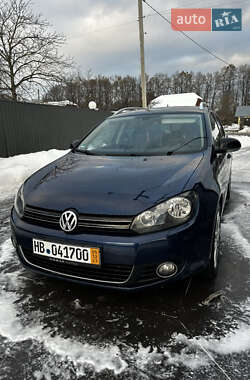 Универсал Volkswagen Golf 2011 в Долине