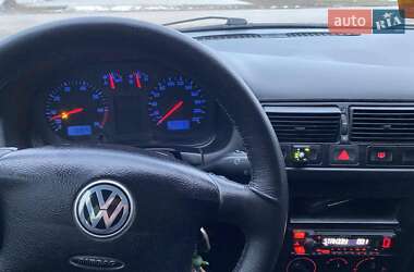 Універсал Volkswagen Golf 1999 в Волочиську