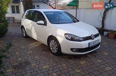 Хетчбек Volkswagen Golf 2011 в Мукачевому