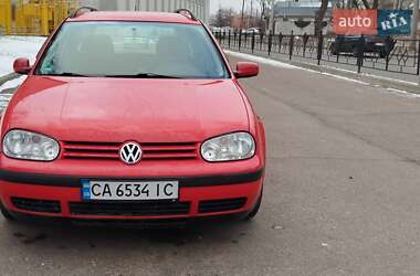 Універсал Volkswagen Golf 2001 в Черкасах