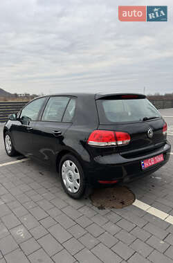 Хетчбек Volkswagen Golf 2009 в Мукачевому