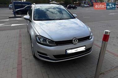 Универсал Volkswagen Golf 2016 в 
